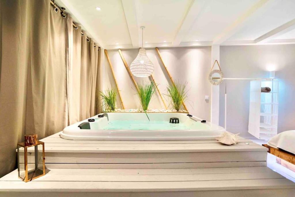 Luxuryvilla With Private Heated Pool And Spa 7P กัวเตย์รา ภายนอก รูปภาพ